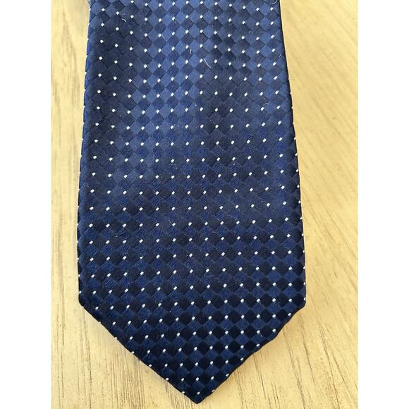 Donald Trump Mens Necktie Tie 100% Silk Blue Geometric Diamond Dot Print - Picture 3 of 6